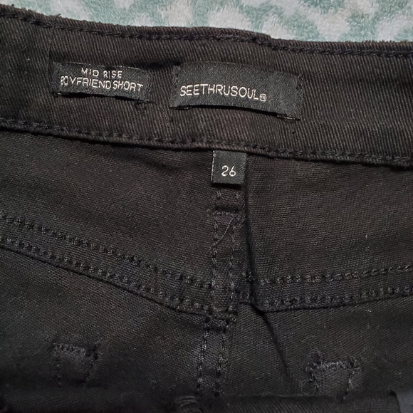 STS BLUE (SEETHRUSOUL) Mid-Rise Boyfriend Distressed Denim Shorts - Picture 6 of 8